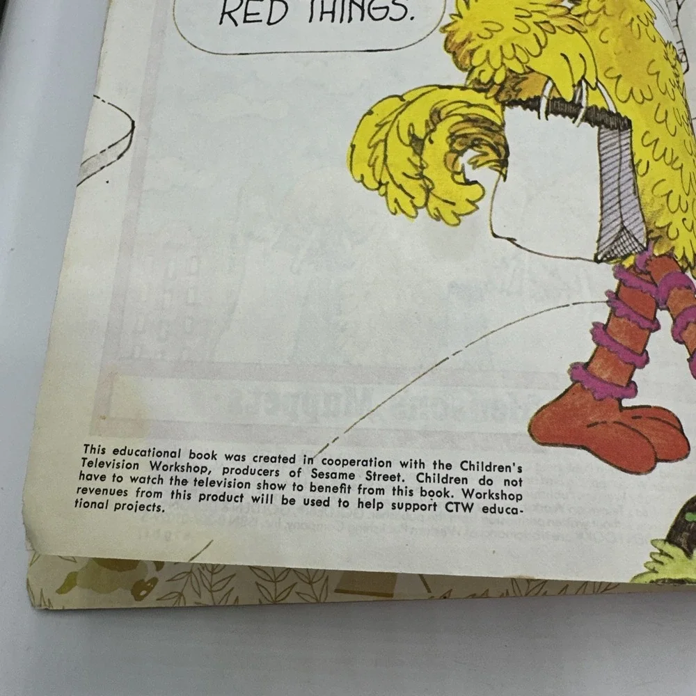 Sesame Street Big Birds Red‎ Book. 1977. Featuring Jim Hensons Muppets. Hardback
